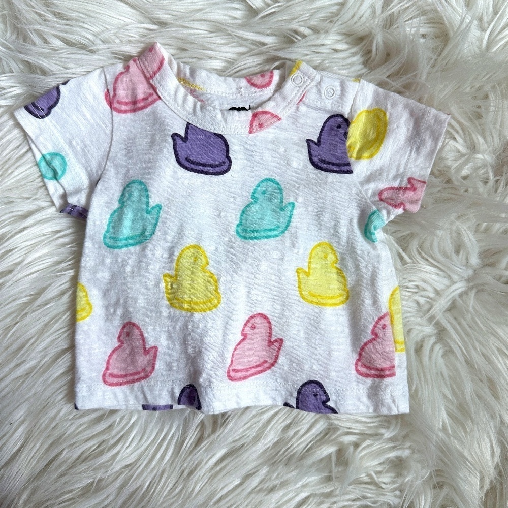 Monica + Andy Peeps tee size 0-3 months // 2870